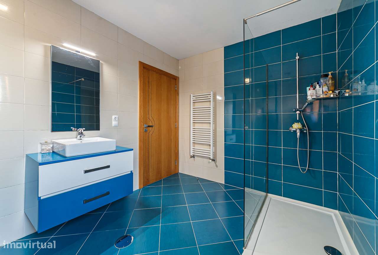 Moradia T3 com piscina em Fiães, Santa Maria da Feira-25
