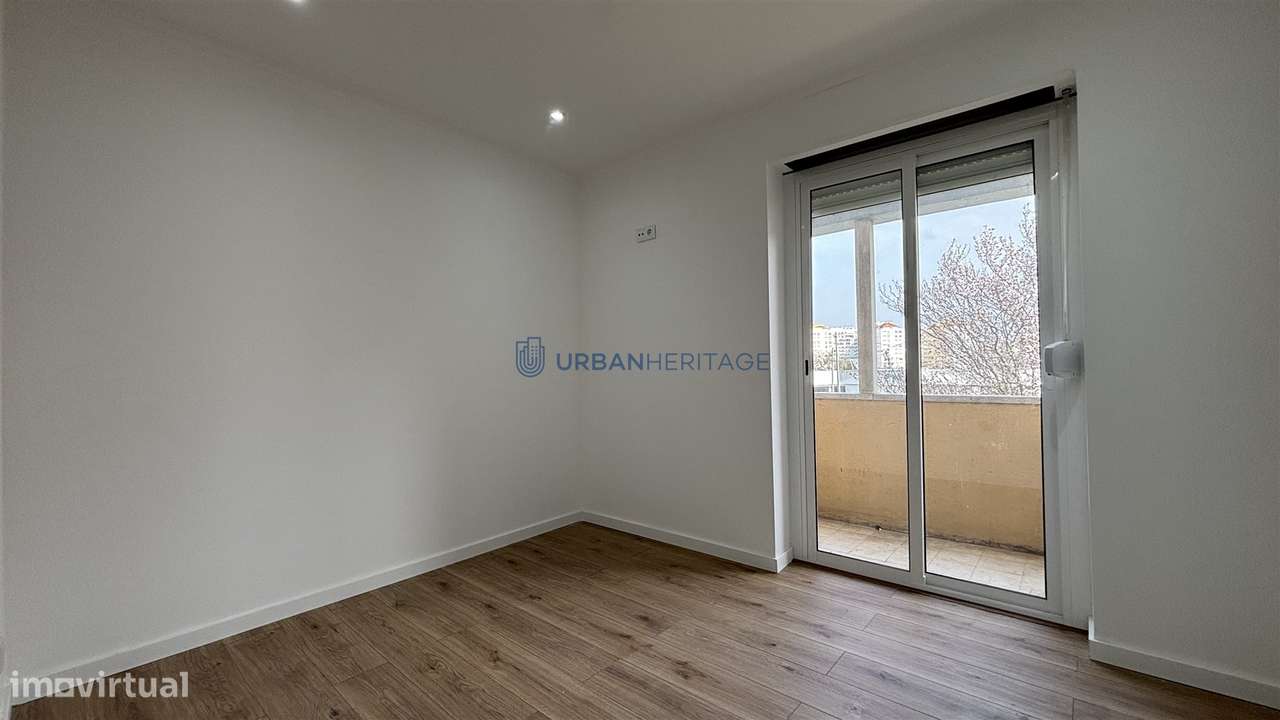 Apartamento T2 Venda em Águas Livres,Amadora-16