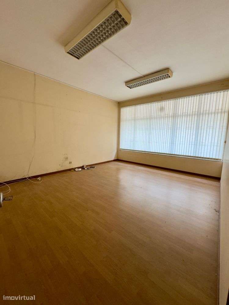 Loja para Comércio em São José de São Lázaro (Braga) - Grande imagem: 4/9