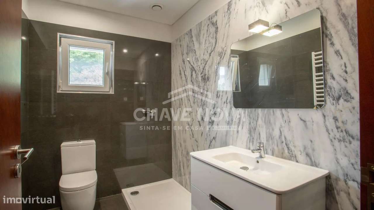 Apartamento T3 Praça das Flores - Bonfim - Porto-13