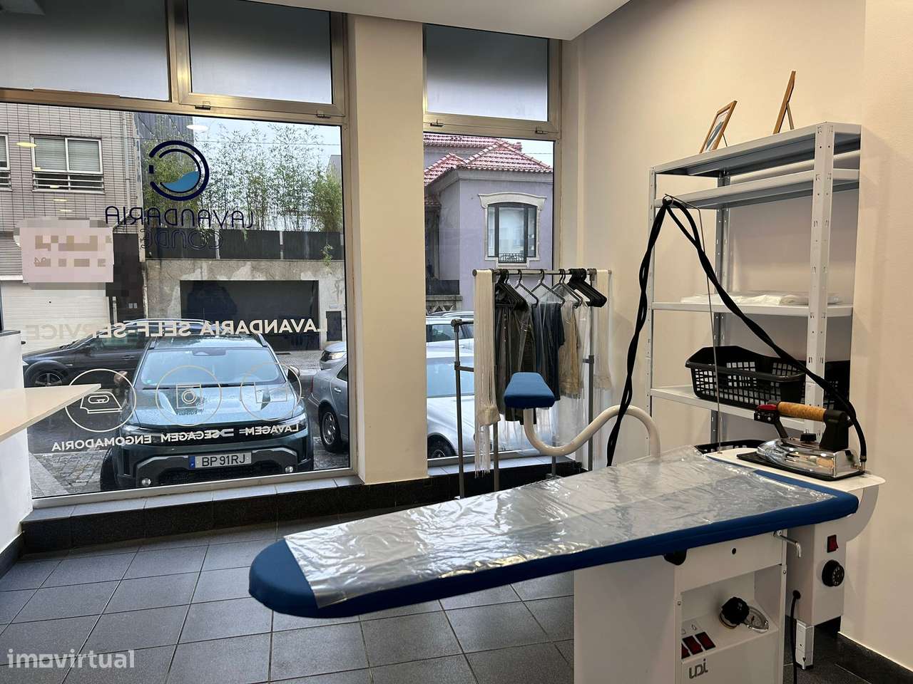 Trespasse Lavandaria Self-service/Engomadoria em São Mamede Infesta - Grande imagem: 5/25