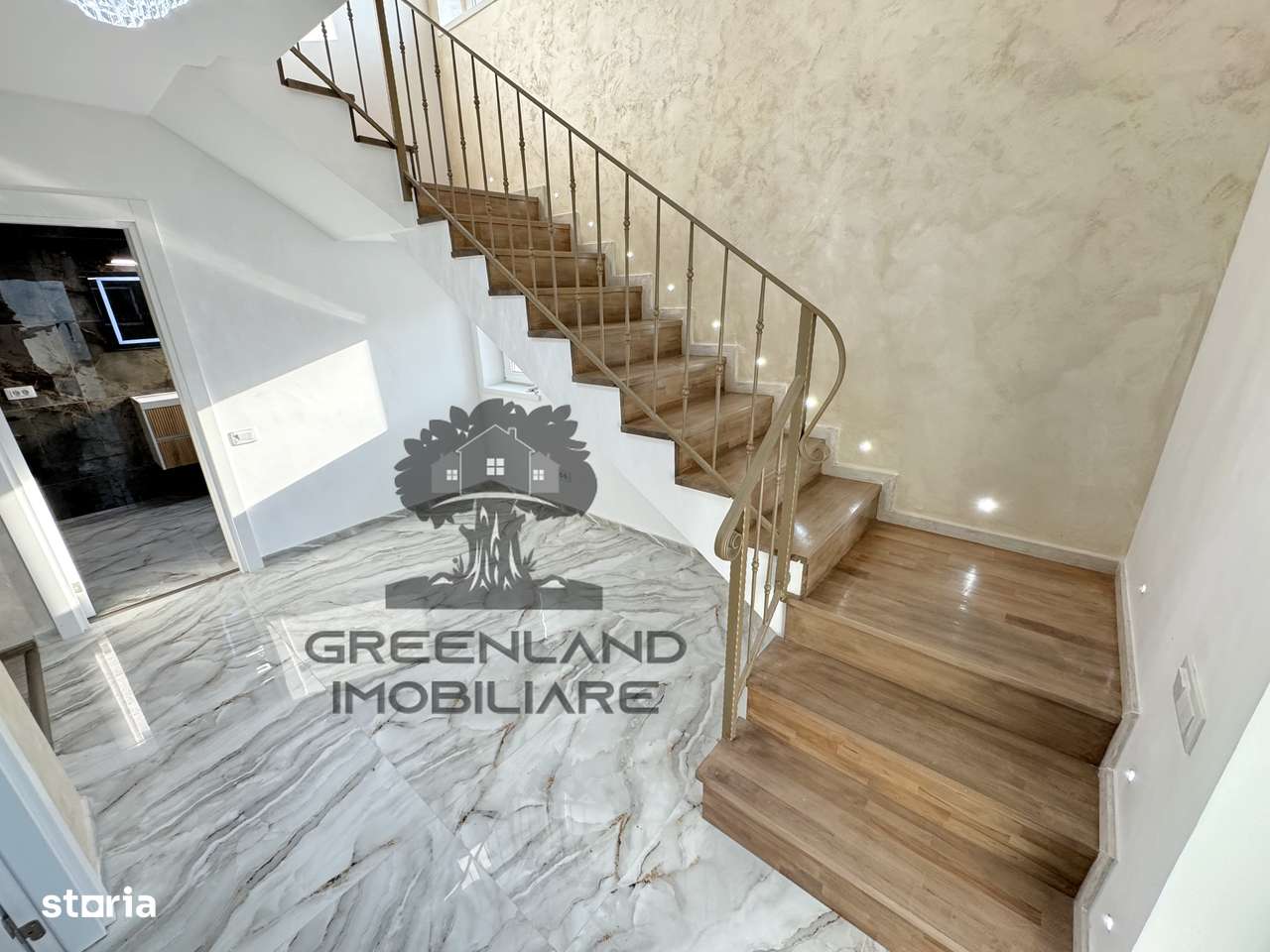 Vila 5 CAM, beci, teren 500m, canalizare, finisaje LUX, zona Miroslava - Imagine principală: 4/16