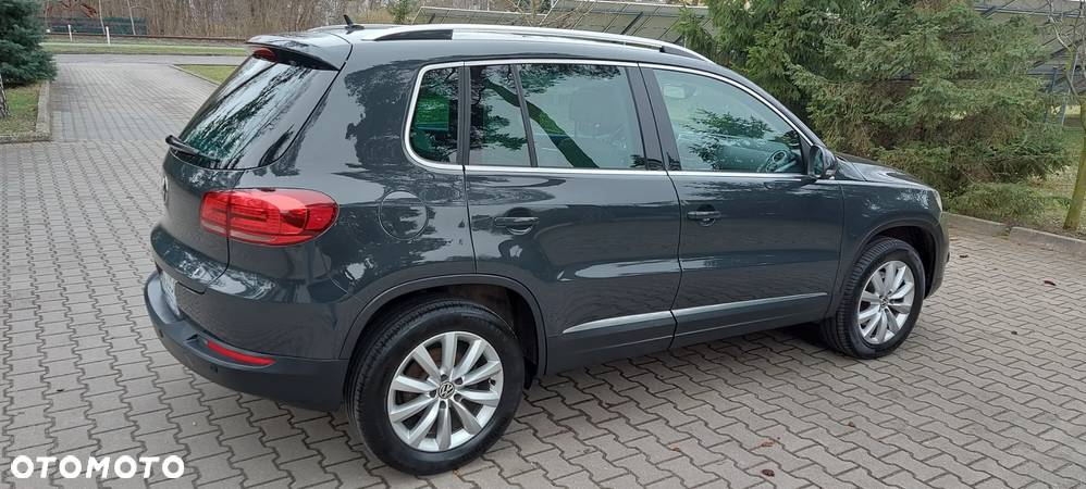 Volkswagen Tiguan 2.0 TDI DPF BlueMotion Technology Lounge Sport & Style - 7