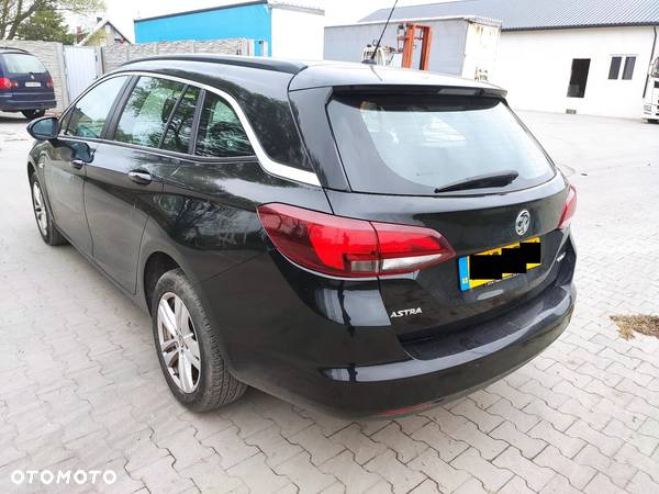 Opel Astra 1.6 D (CDTI) Dynamic - 7