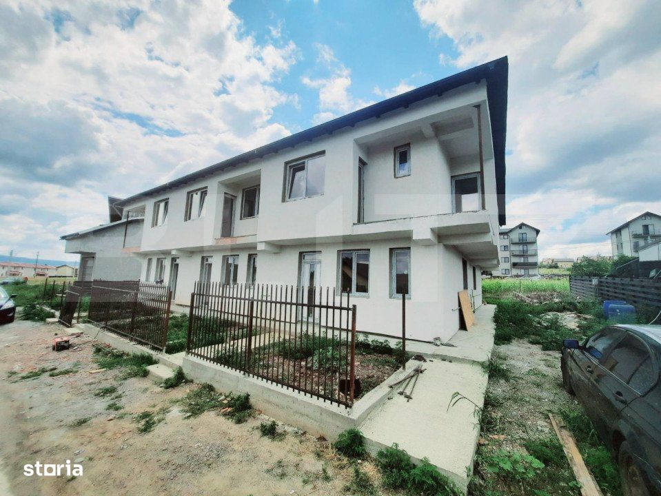 Casa tip triplex, 76 mp, Horpaz