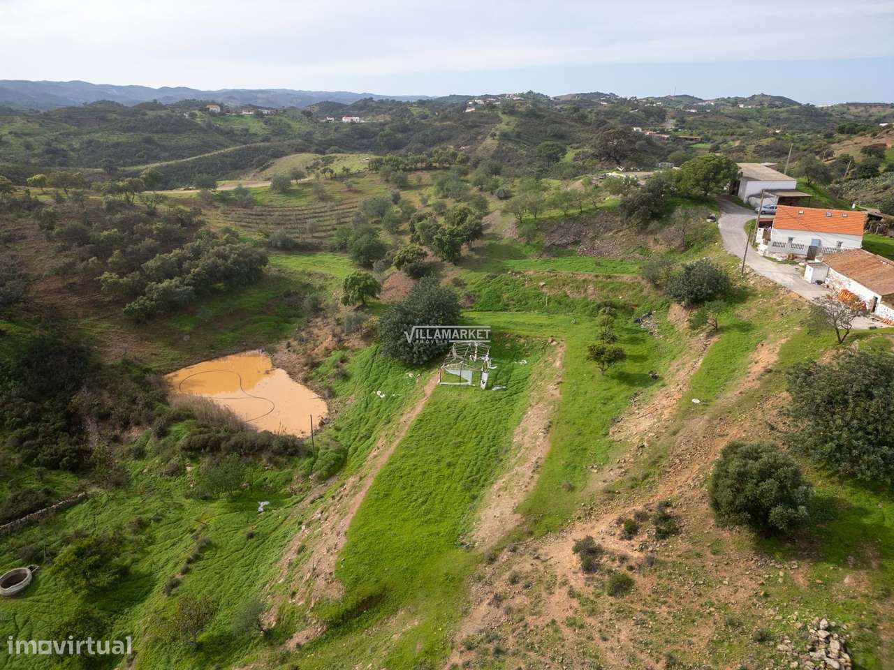 2 Terrenos rústicos com 10586 m2 situado no Lugar de Magoito (Odeleite-9