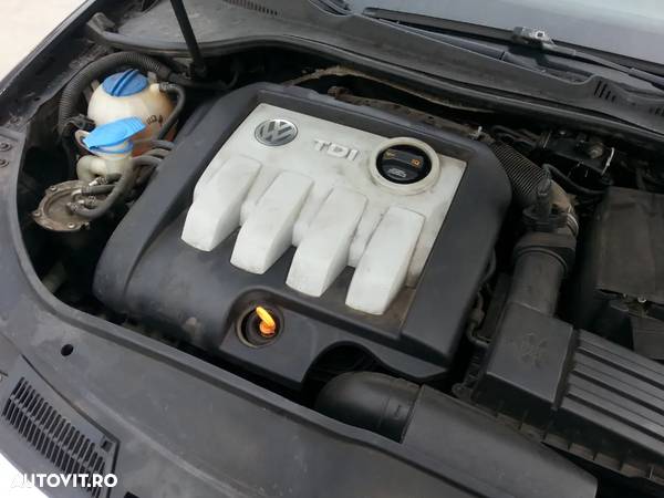 Motor VW GOLF 5 1.9 TDI BXE - 3