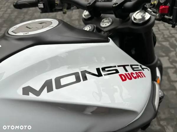 Ducati Monster - 5