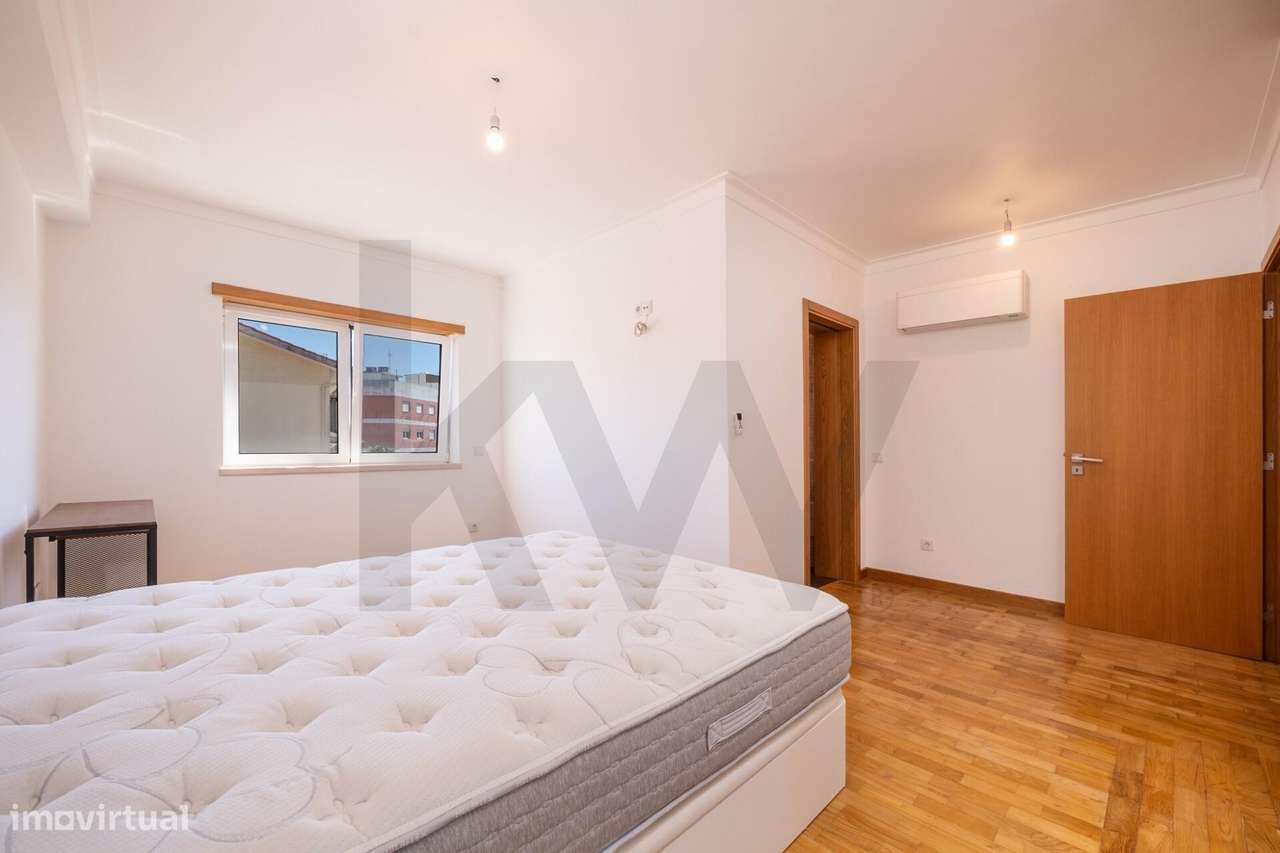 Apartamento T4  – Garagem e Churrasqueira - Alto dos Barreiros, Santa-19