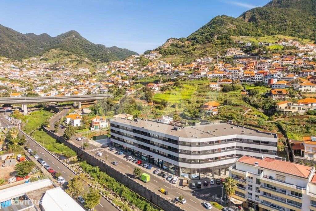 Fantástica loja no Centro de Machico - Grande imagem: 3/5