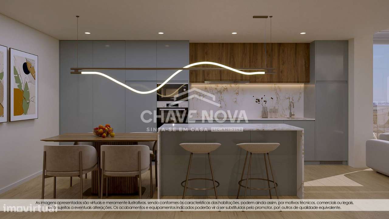 T2 com varanda ampla | Garagem + Arrumos | Nascente-0