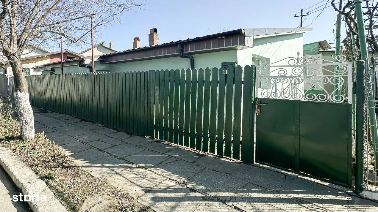 Casa cu 4 camere, in Eforie Nord, renovata, pret exceptional, teren pr - Imagine principală: 1/14