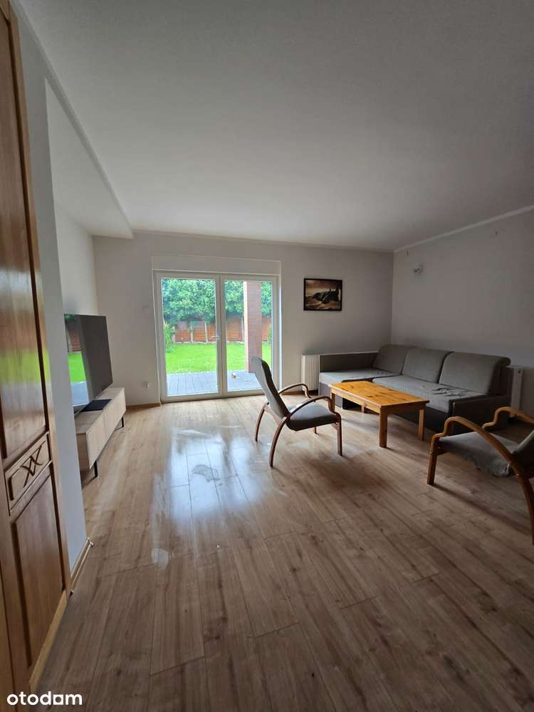 Dom z tarasem i ogrodem w spokojnej okolicy , 132,8 m2 + poddasze 60m2 - Pełny obrazek: 5/20