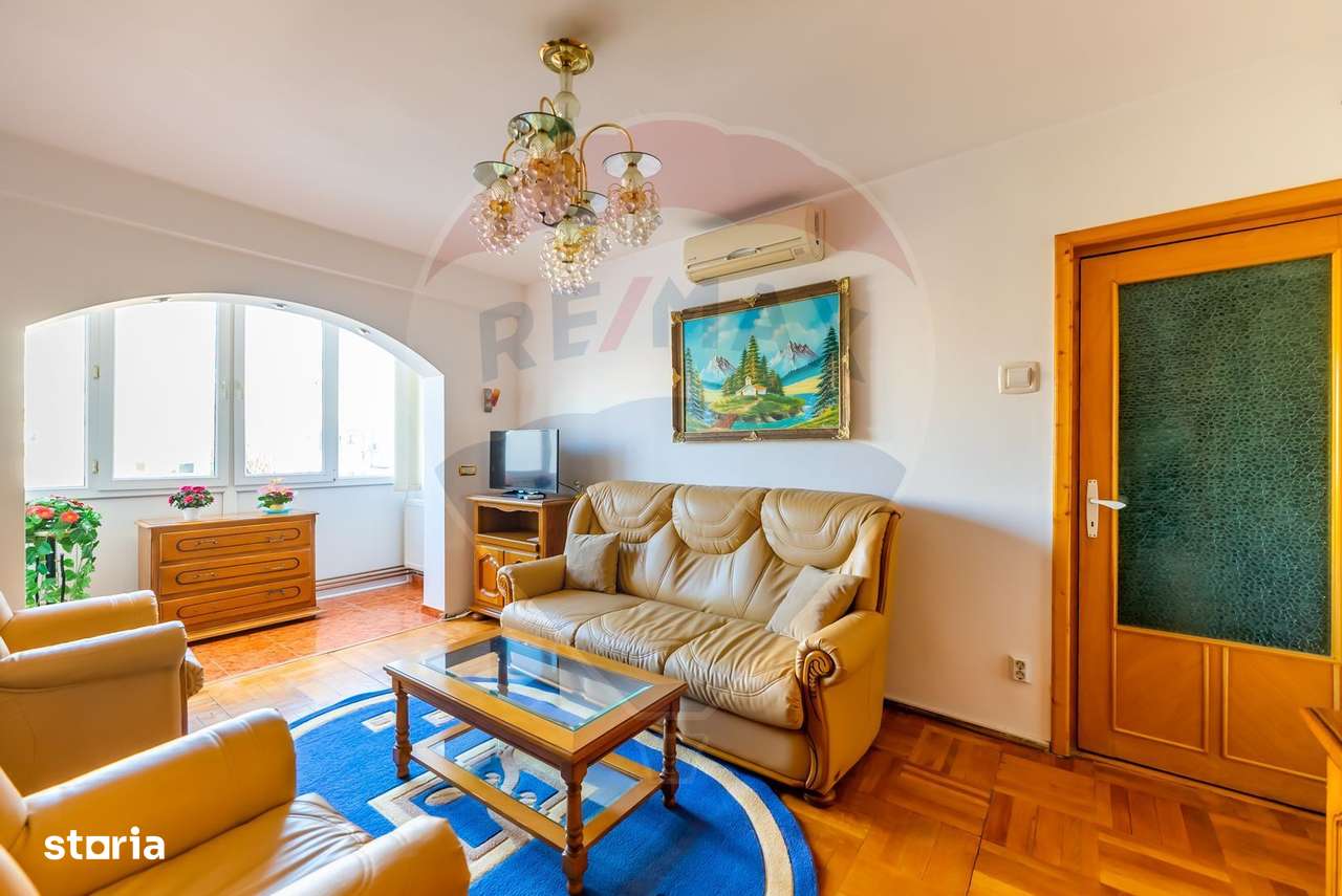 Apartament cu 3 camere de închiriat în zona Aurel Vlaicu - Imagine principală: 1/12