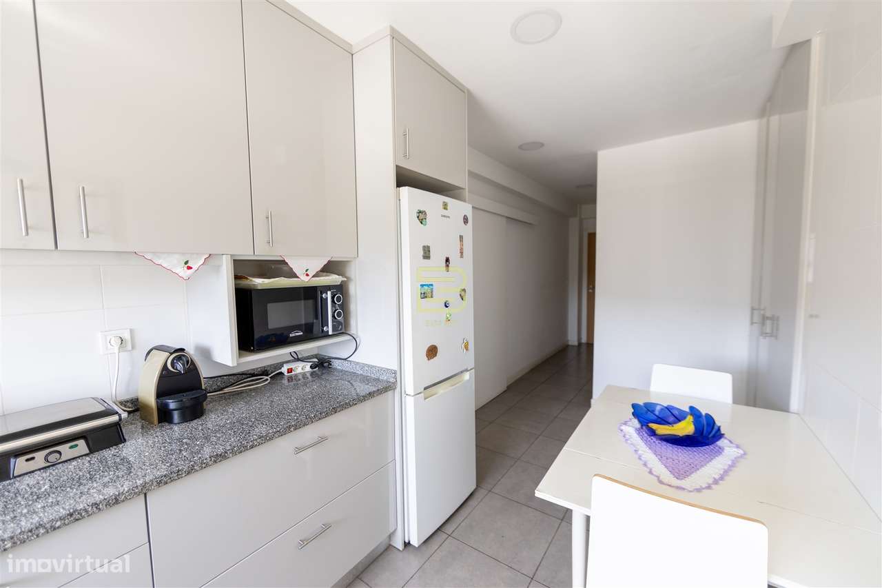 Apartamento T2+1, excelente investimento em Matosinhos-7