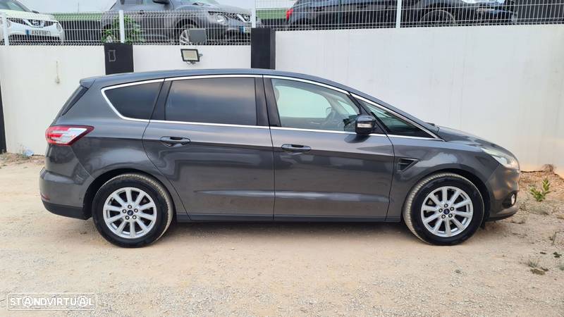 Ford S-Max 2.0 TDCi Titanium - 4