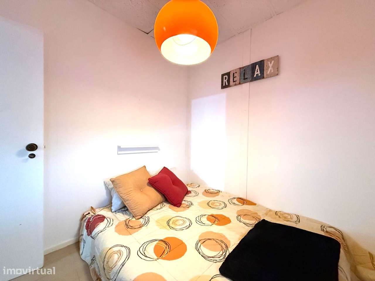 Casa térrea isolada no Torrão do Lameiro, situada junto à Ria-12