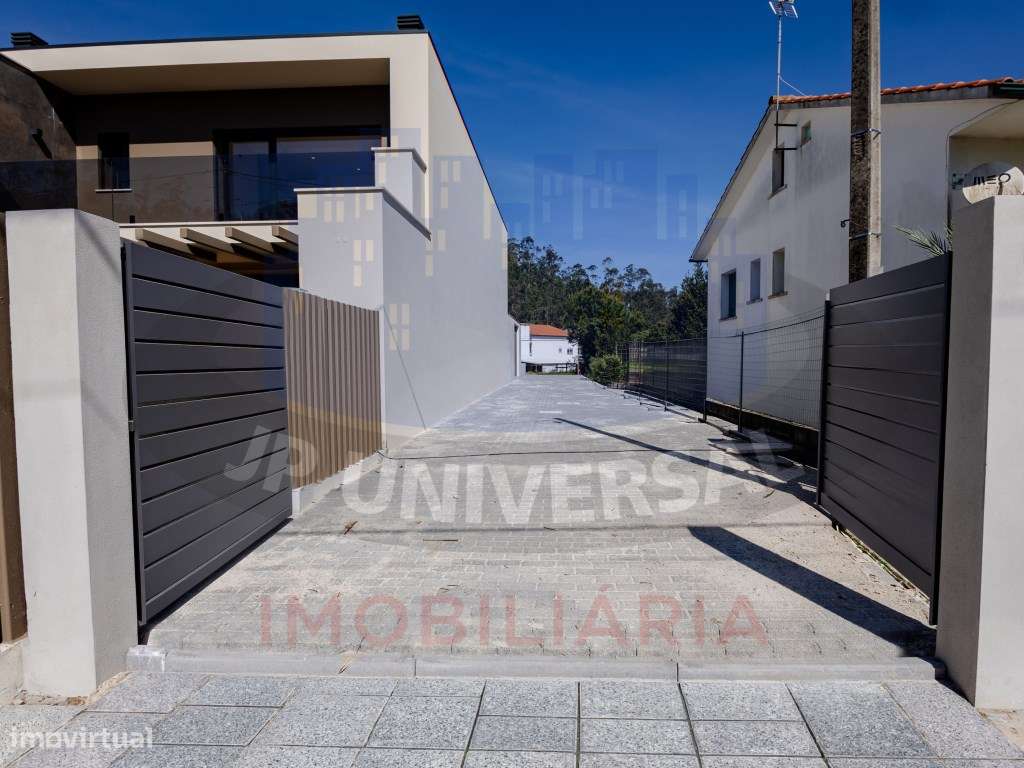 Moradia T3 Exclusivas , Garagem, Jardim e Acabamentos de Luxo-34