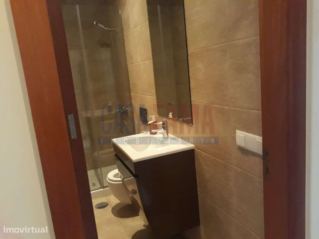 Moradia V3+1 com negócio na Póvoa de Varzim - Grande imagem: 5/24