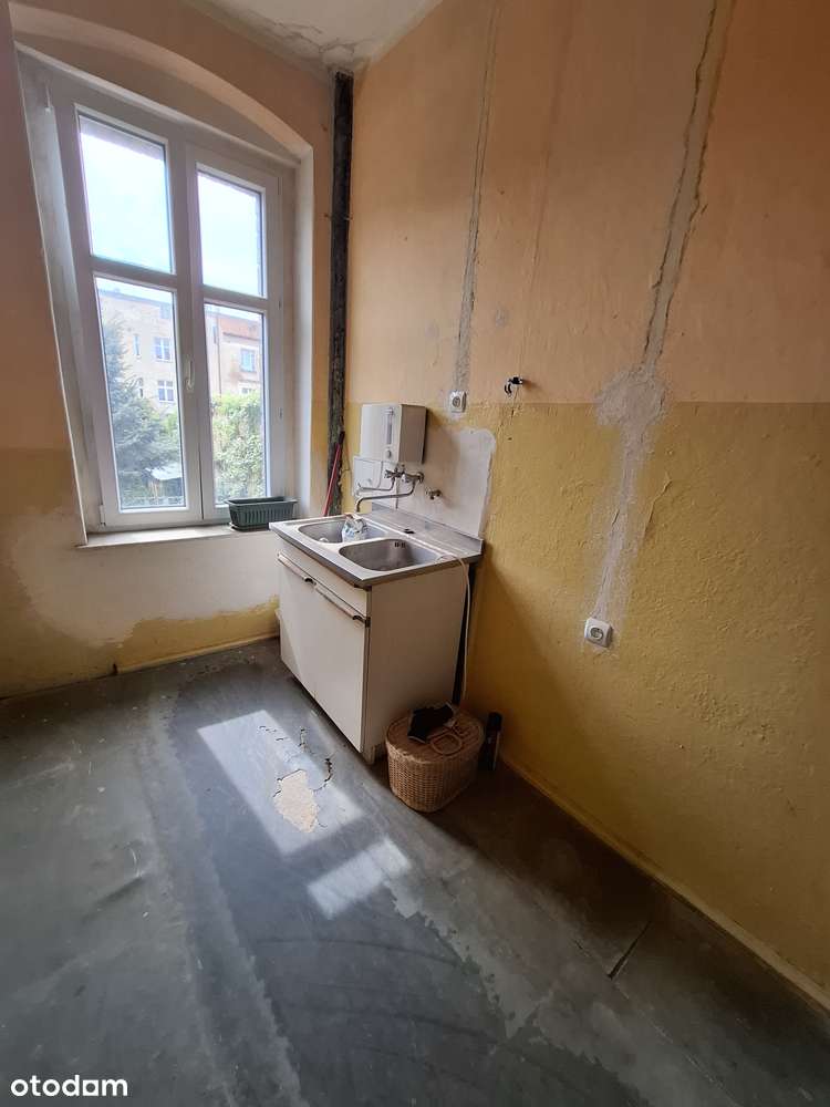 Mieszkanie na ulicy Kolejowej z ogromnym potencjałem - Pełny obrazek: 4/5