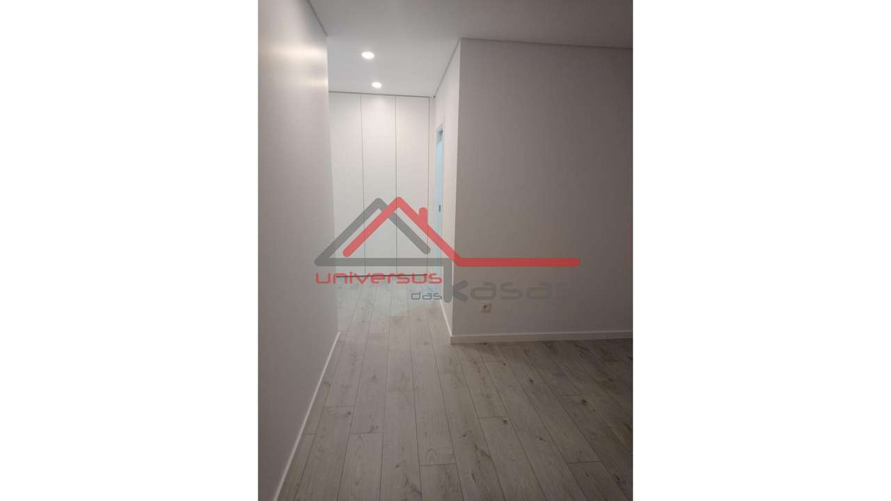 Apartamento T3+2 DUPLEX em Montijo-7