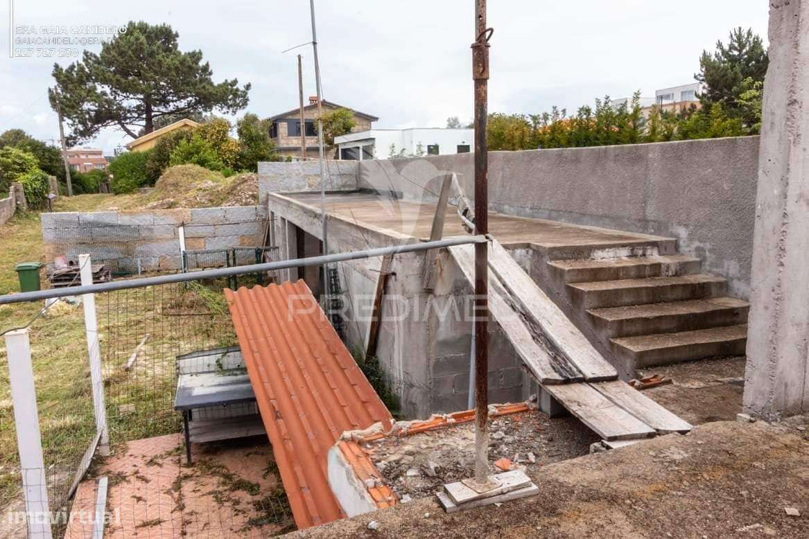 Moradia para Reabilitar na Praia de Lavadores - Grande imagem: 5/7