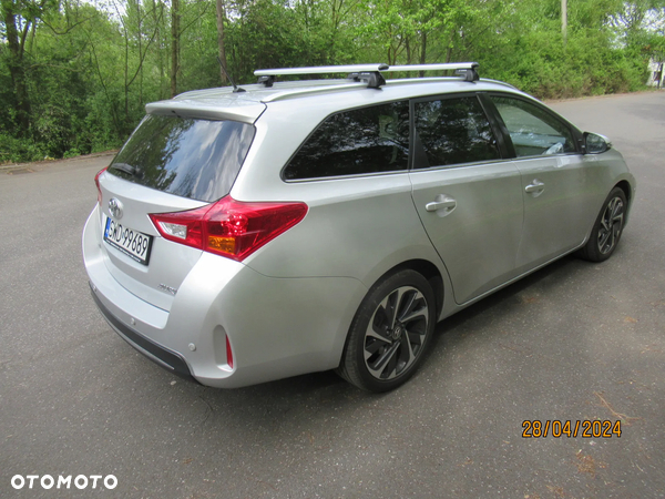 Toyota Auris 2.0 D-4D Touring Sports Life Plus - 3