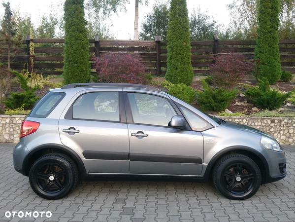 Suzuki SX4 2.0 DDiS 4x2 Comfort - 12