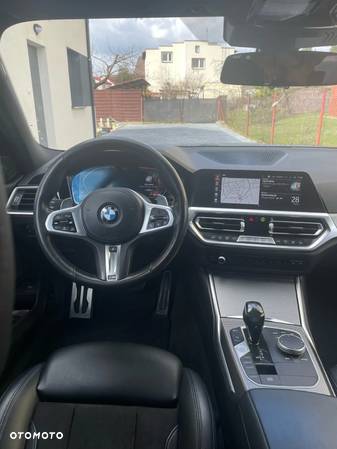 BMW Seria 3 320d M Sport - 15