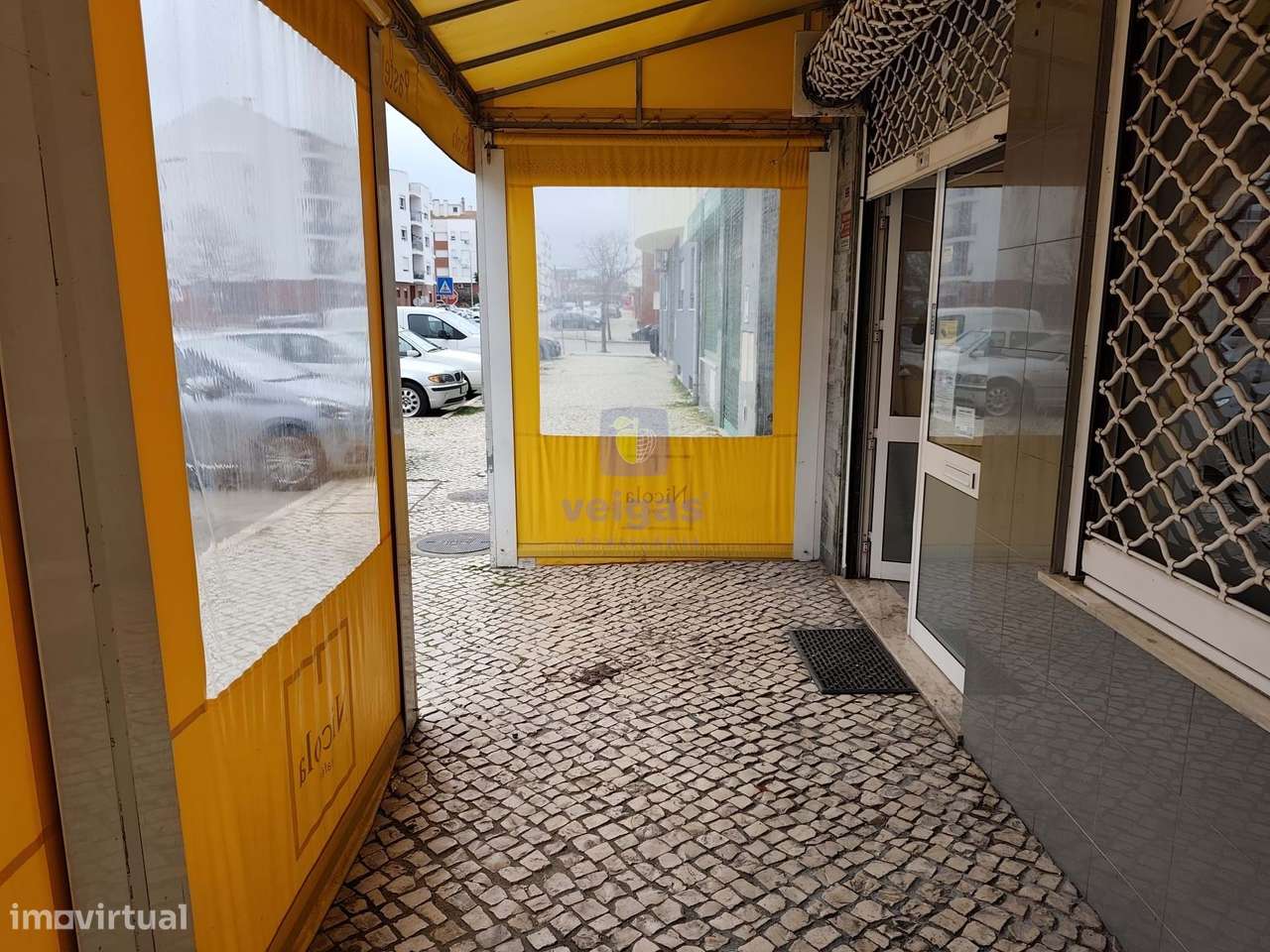 Café Totalmente Equipado Para Venda-12