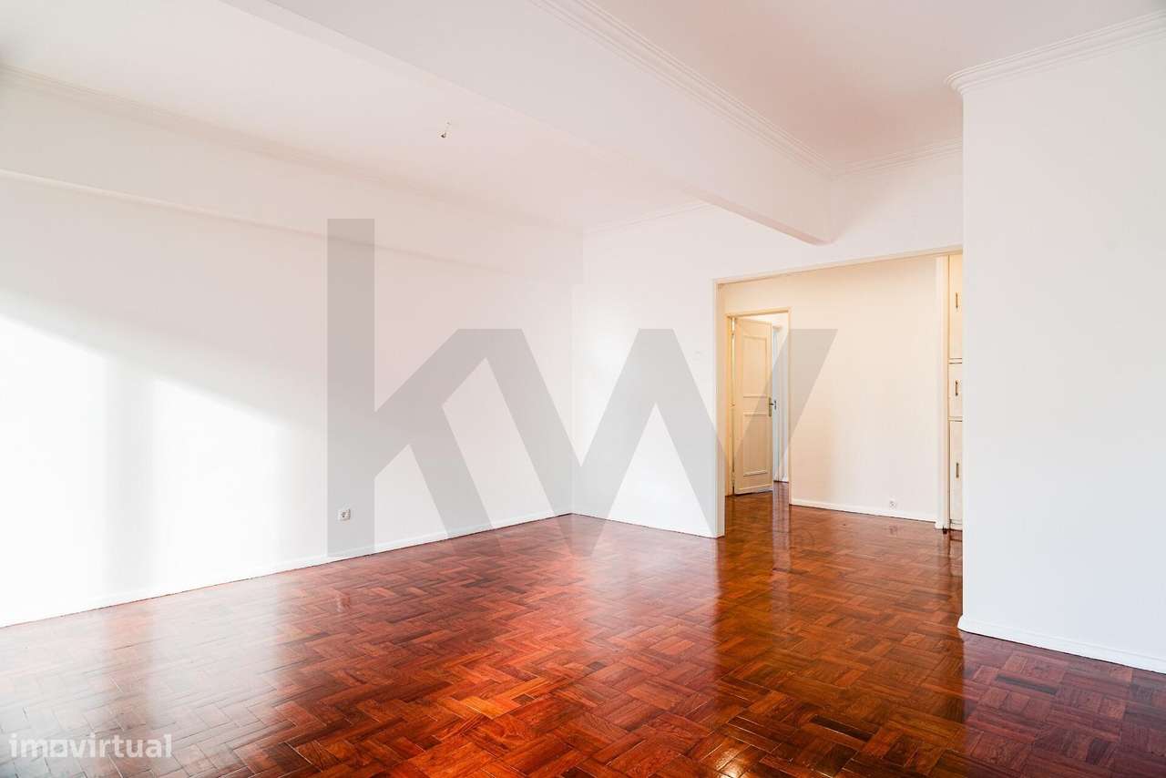 T3 remodelado e equipado no Restelo para arrendar e ser feliz! - Grande imagem: 3/25