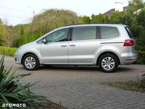 Volkswagen Sharan 2.0 TDI Comfortline DSG - 4