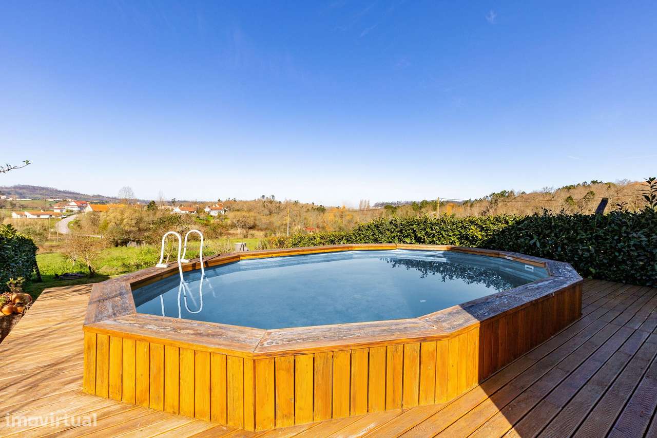 Luxuosa Moradia T 5 com Vista Panorâmica em São Simão de Litém, Pombal-47