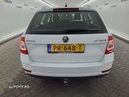 Skoda Octavia Combi 1.4 TSI DSG Ambition - 4