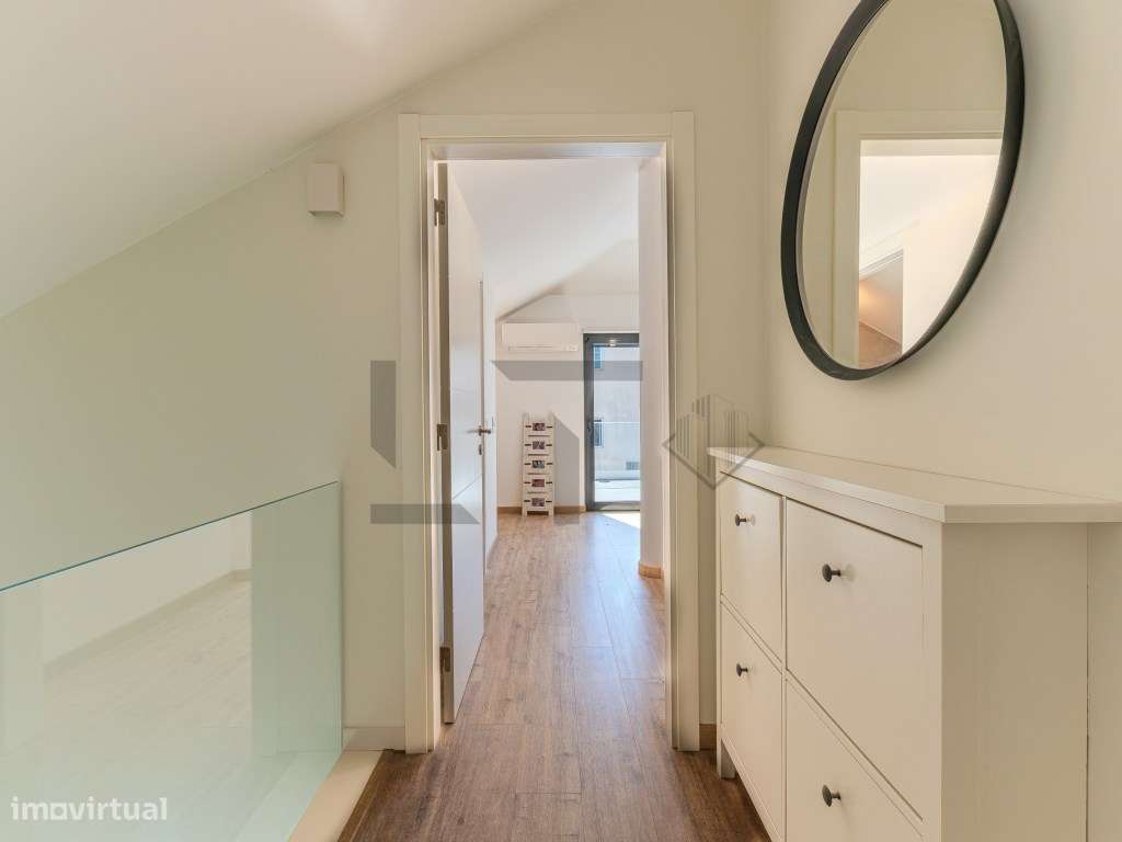 Fantástica Moradia T4 Moderna com Vista Mar, Jardim e Estacionament...-20