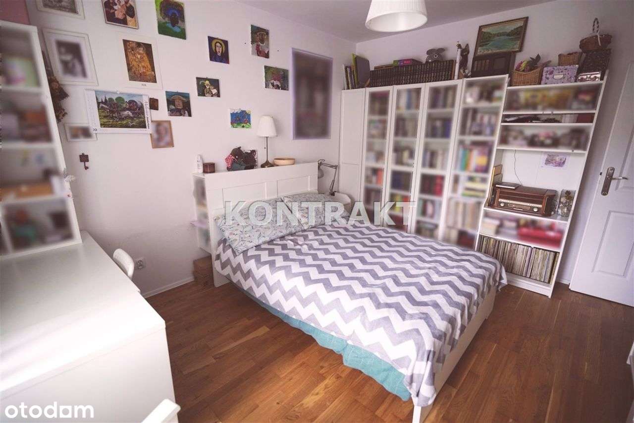 Trzypokojowe mieszkanie w centrum miasta Oświęcim.-13