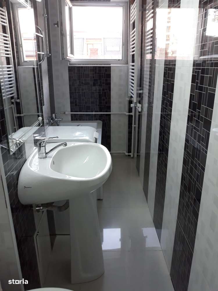 Garsoniera 36mp Zona Titulescu Piata Victoriei Etaj 2/8 reabilitat - Imagine principală: 5/6