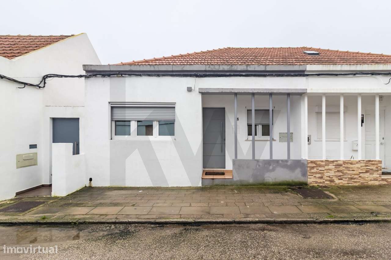 Moradia Térrea T2 em Sarilhos Pequenos com quintal de 35m2-30