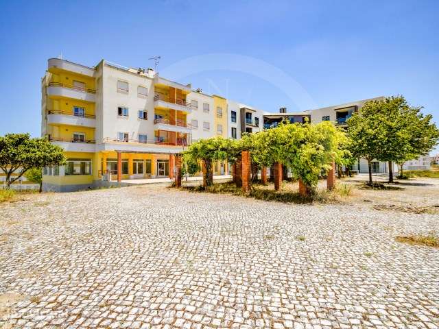 Apartamento T2 com 139m2 de área total em Torres Vedras-33