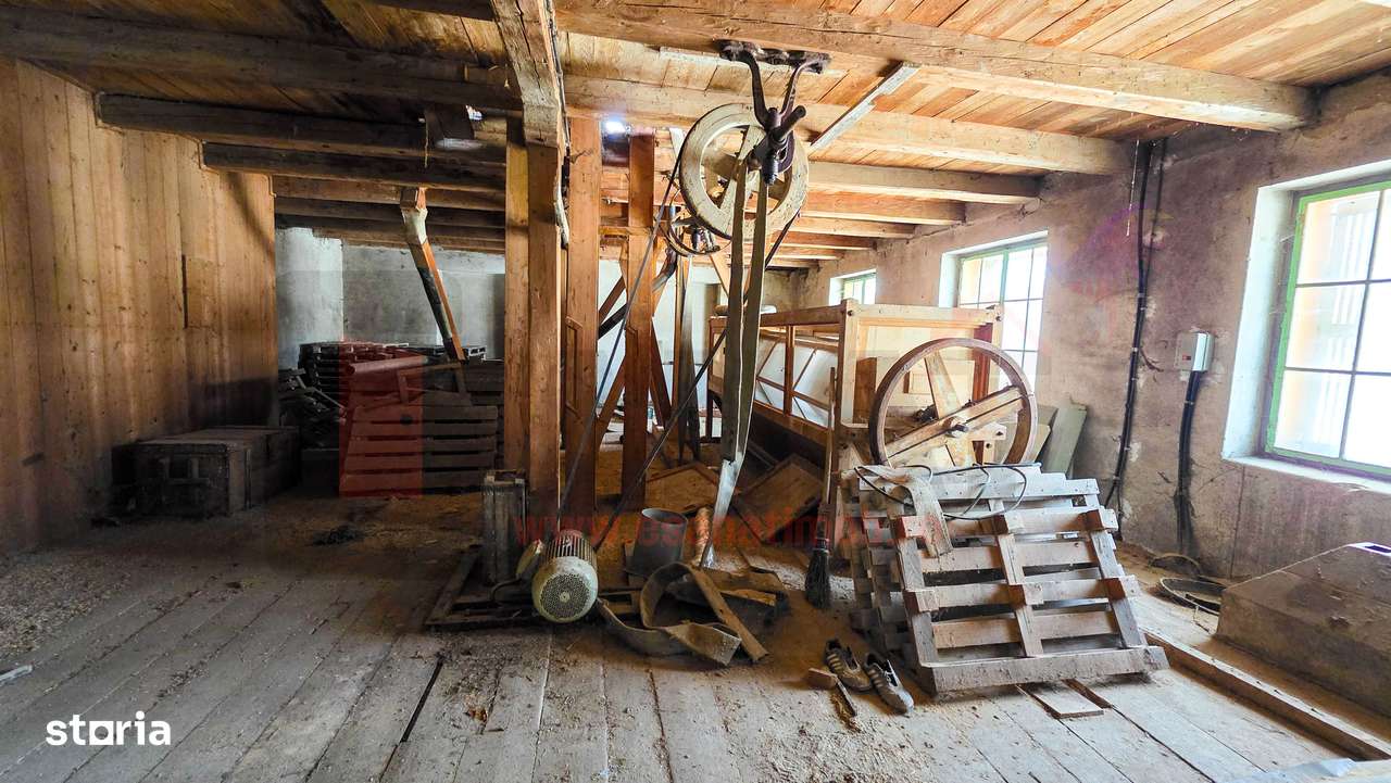 Casa + Moara + Spatiu Comercial, langa Primarie, 3 intrari |VIDEO - Imagine principală: 4/20