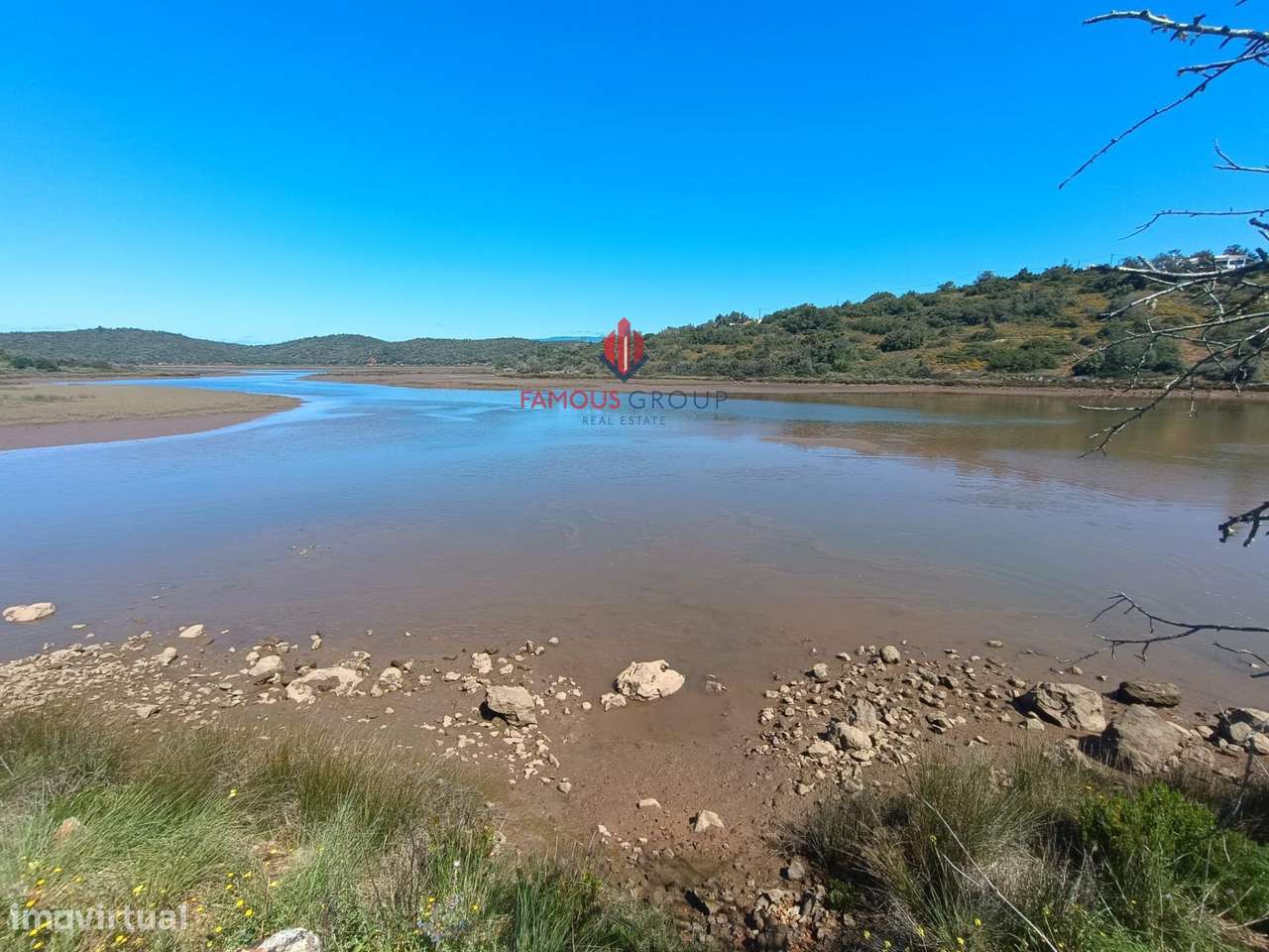 Quinta com 9 Hectares , junto ao rio Arade excelente investimento-39