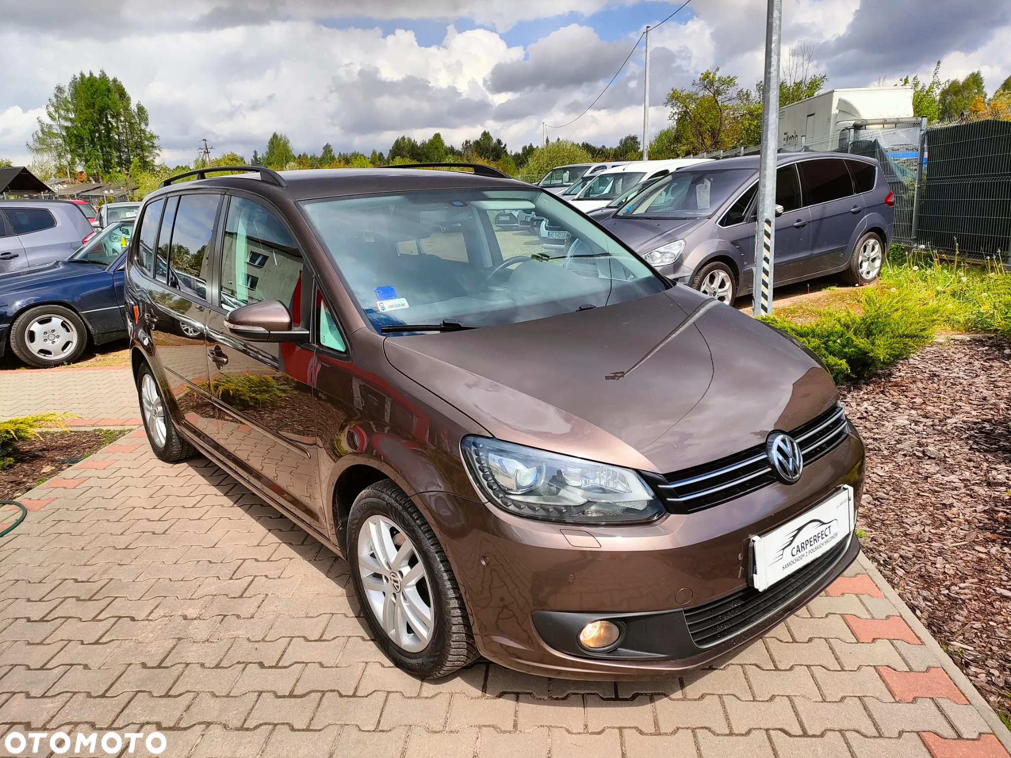 Volkswagen Touran 1.4 TSI Highline - 2