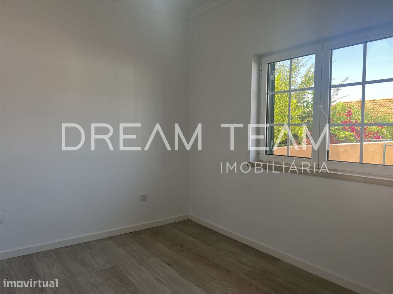 Moradia T4  com Piscina e Lote de 900 m² – Qta da Serralheira, Setúbal-18