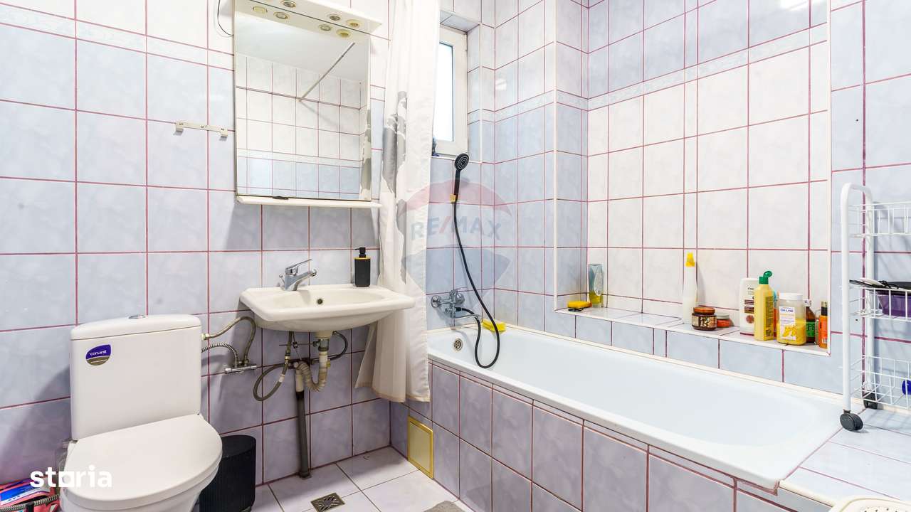 Casa individuala, 6 dormitoare, comision 0%, Intre Lacuri-17