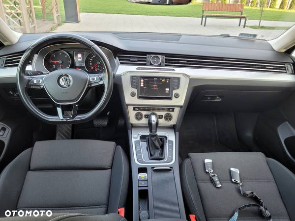 Volkswagen Passat 2.0 TDI BMT Highline DSG - 9