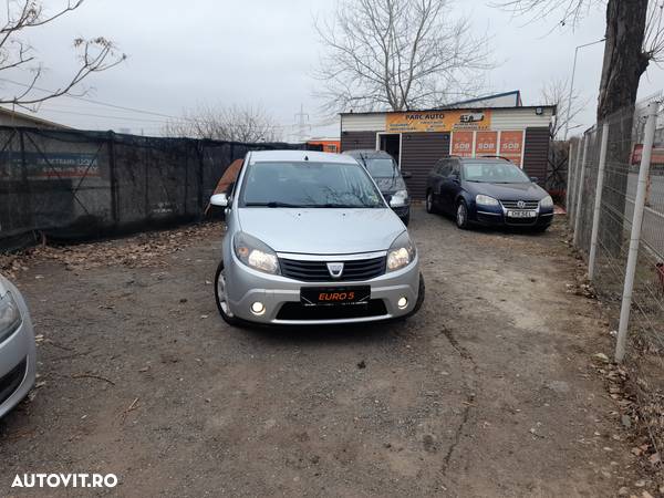 Dacia Sandero 1.2 16V 75 Live - 10