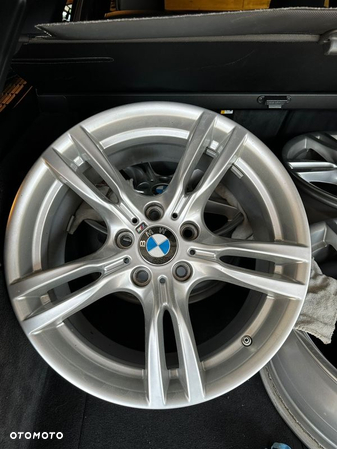 BMW Seria 5 530d xDrive - 18