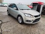 Usa Fata Dreapta ford 2009 Hatchback Argintiu - 3