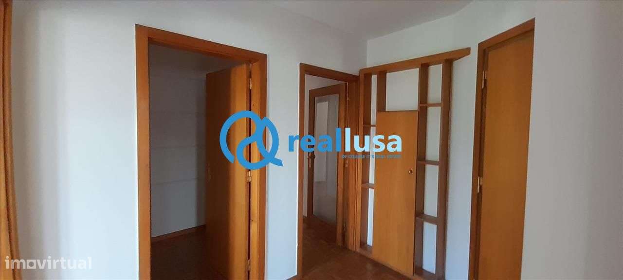 Apartamento T2 c/ garagem Baguim do Monte Gondomar-16