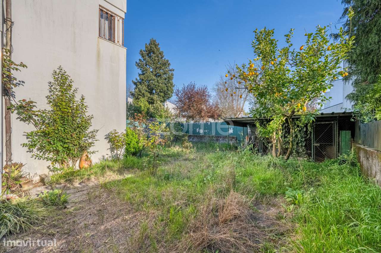 Moradia T4 em Banda em São José de São Lázaro, Braga-18